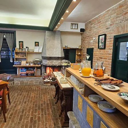 Dom Potok Couette-café 3*