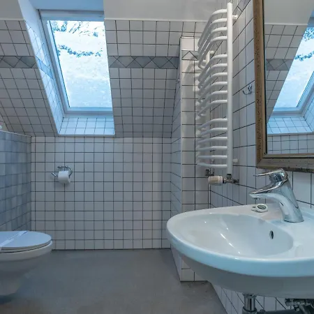 Dom Potok Bed & Breakfast 3*