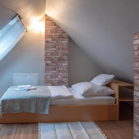 Dom Potok Bed & Breakfast 3*