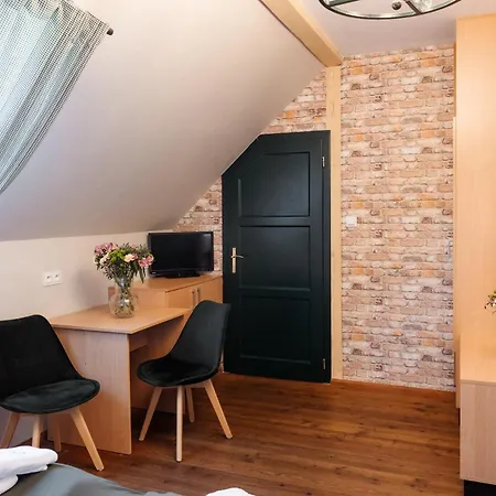 Dom Potok 3* カルパッチ